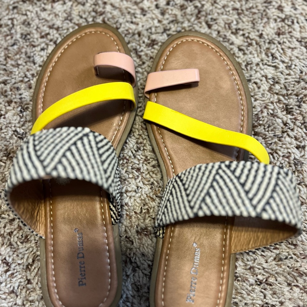 Lizzie Size 10 Sandles